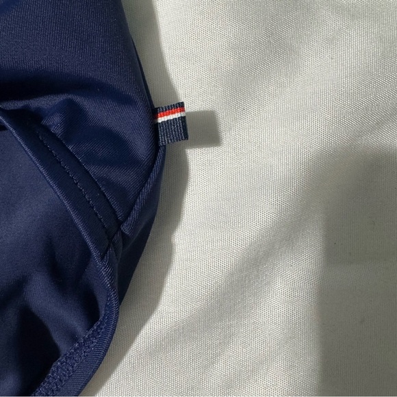 Tommy Hilfiger One Piece Bathing Suit Navy Blue with Yellow Stripe Size 8 - Picture 2 of 12